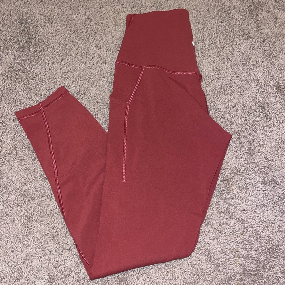 Lululemon HR Pant 25” with pockets